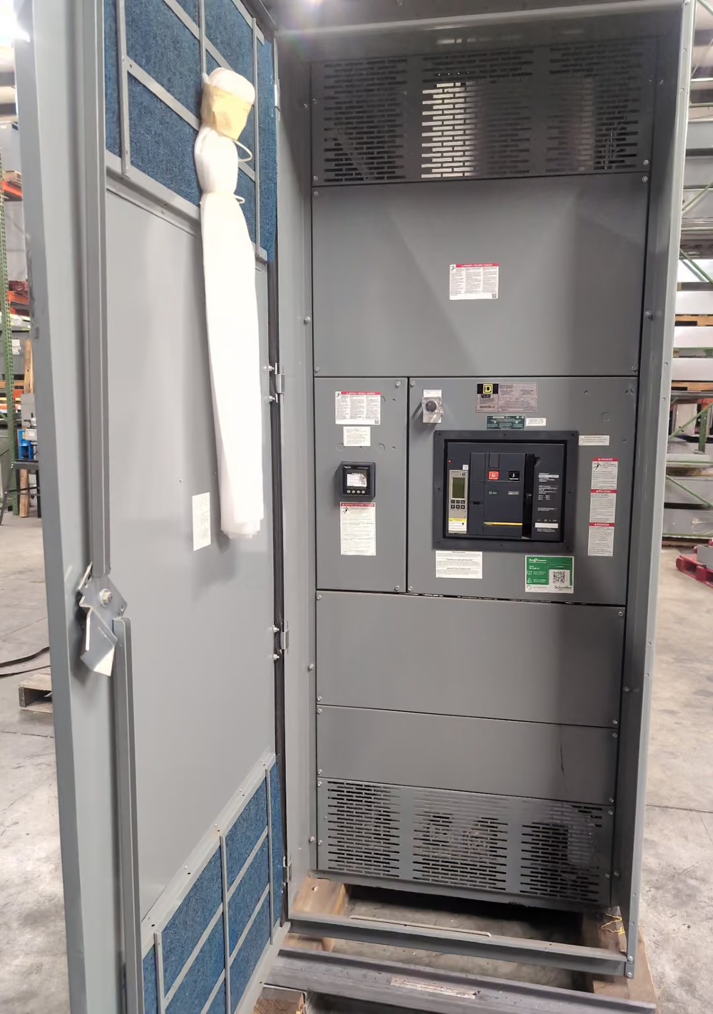 3000 Amps, Square D #QED Switchboard, 480/277V 3PH 4W NW30H ERMS NEMA 3R NEW