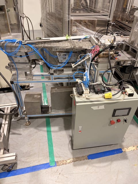 Godet automatic feeder