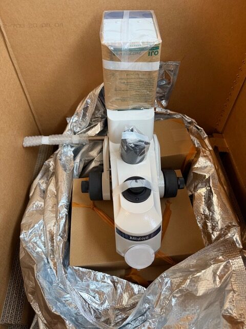 Mitutoyo #MF-A1010D, measuring microscope, new