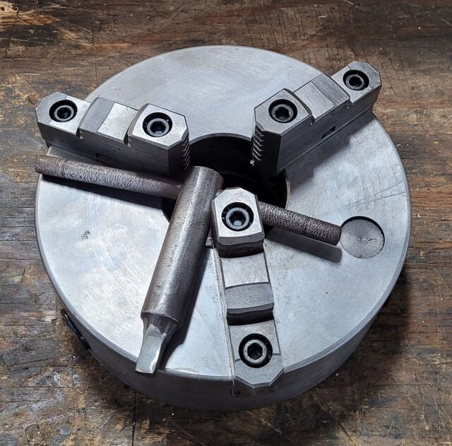 10" Bison, 3-jaw lathe chuck, plain back, 3" thru hole, w/ chuck key