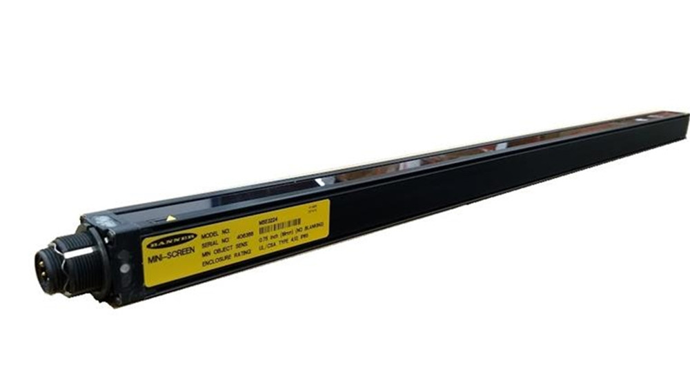 Banner MSE3224 37458 MINI-SCREEN Black Anodized Emitter, Light Curtain, NEW
