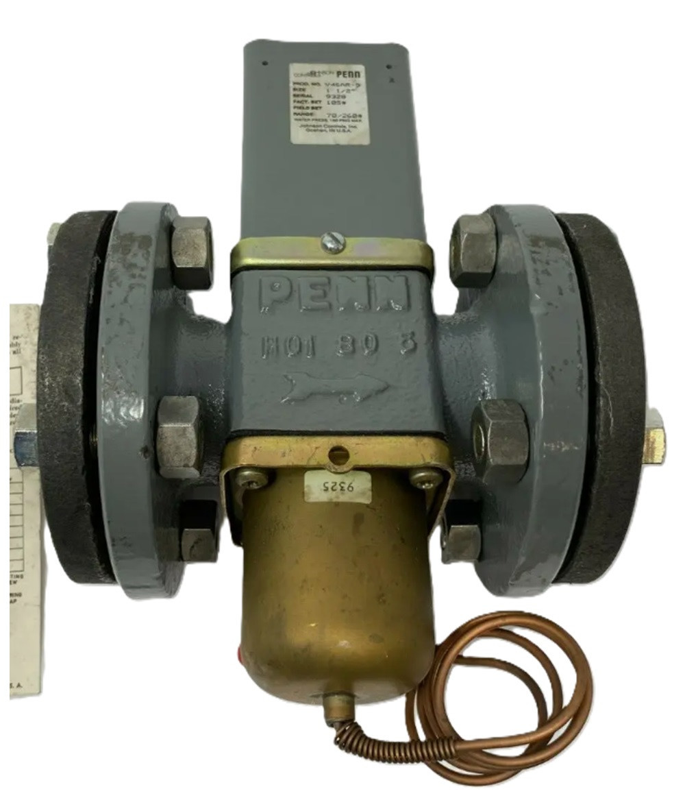Johnson Controls V46AR-9 2-Way 1-1/2" Water Regulating Valve, 70-260 PSI, NEW