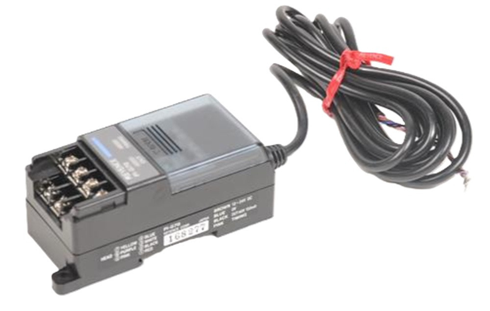 Keyence PI-G70 Luster Recognition Sensor Amplifier, NEW