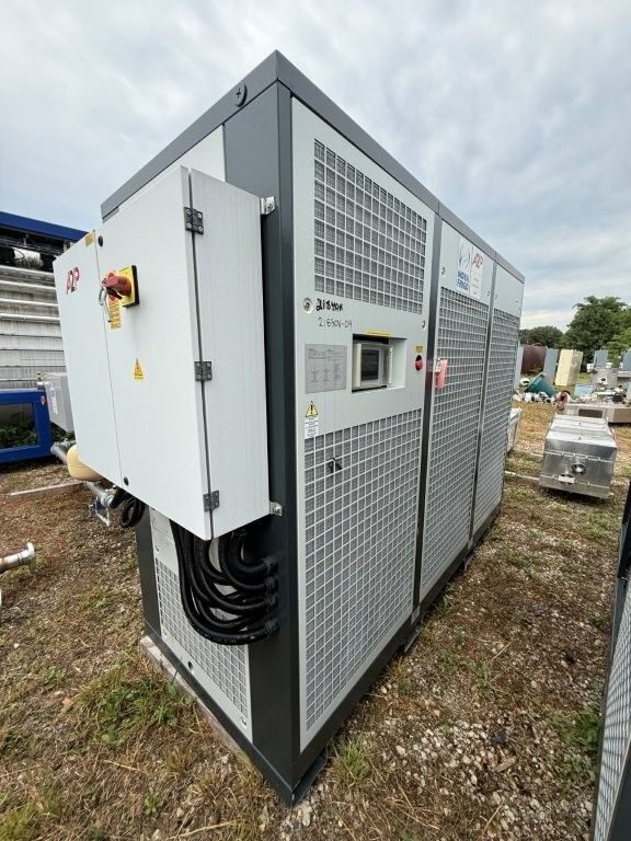 Nova Frigo Engineering #RS-200-KEY-UL, Air Cooled Industrial Process Chiller, (2) R452A circuits, 480 Volts