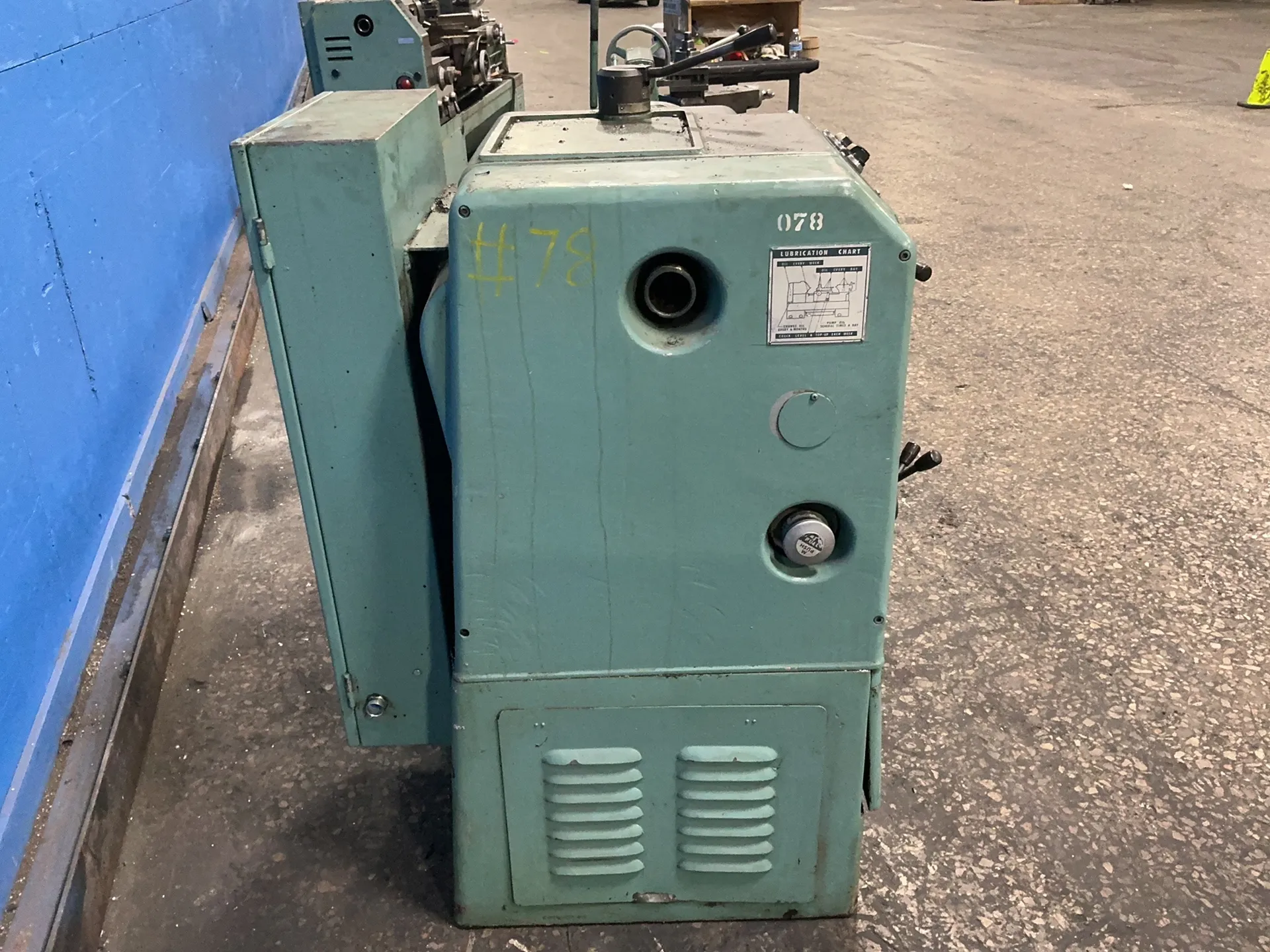 18" x 55" Howa Sangyo #430x1500, lathe, 9.5" 3-jaw chuck, 2.5" bore, tool post, tailstock, 230/460 V.