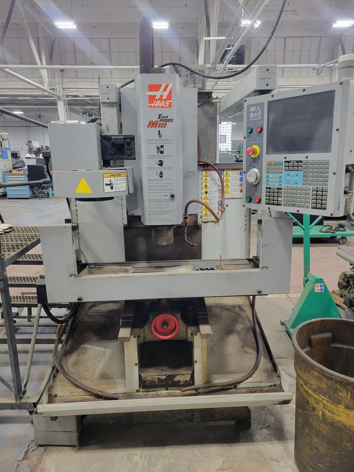 Haas #TM-1, vertical mill, 30" X, 12" Y, 15" Z, 47.8" x 10.5" table, 7.5 HP, 4000 RPM, CAT 40, 220 V., 3 Ph.