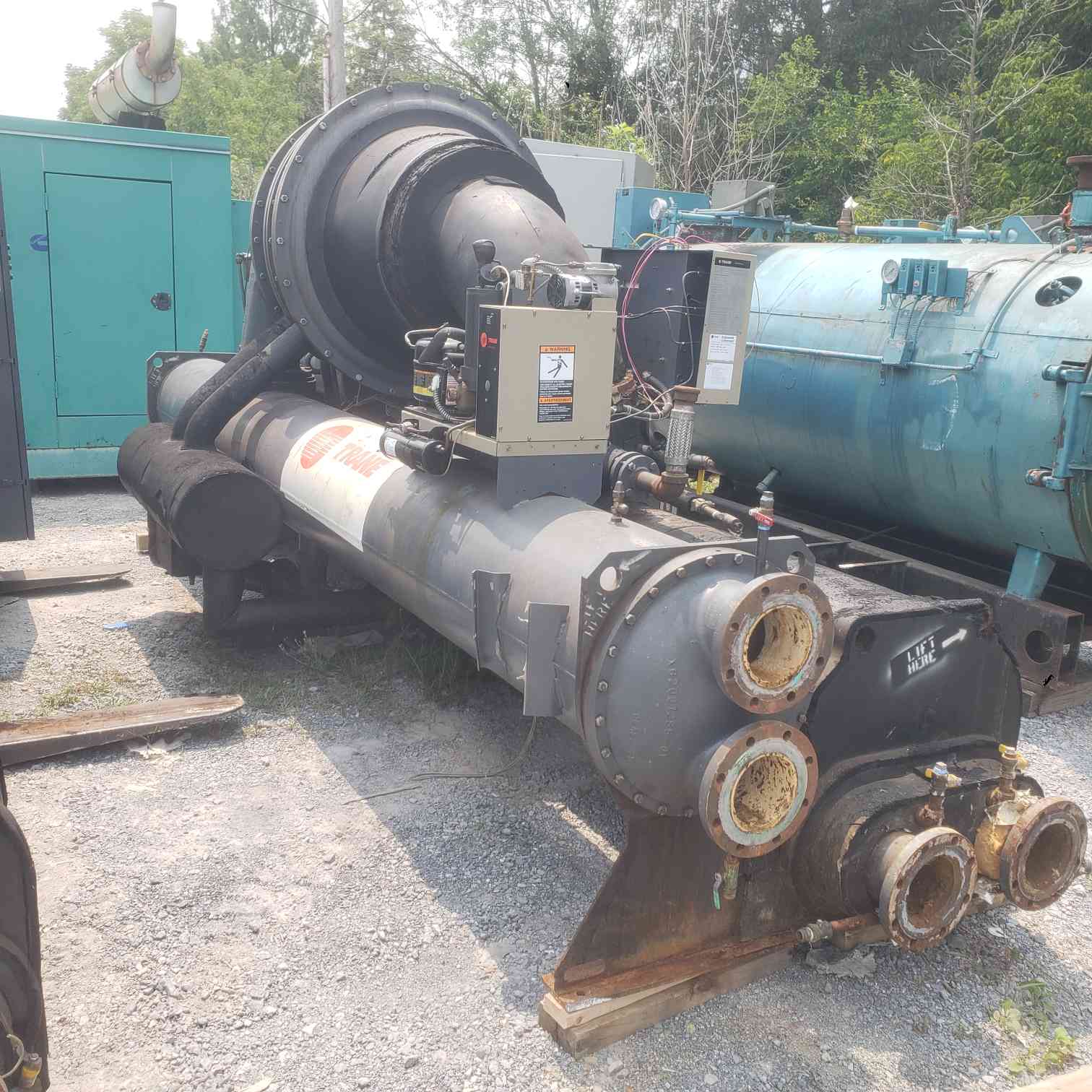 320 Ton, Trane #CVHE-032F, centrifugal chiller, 460 V., R-123, UCP2 FastPak panel