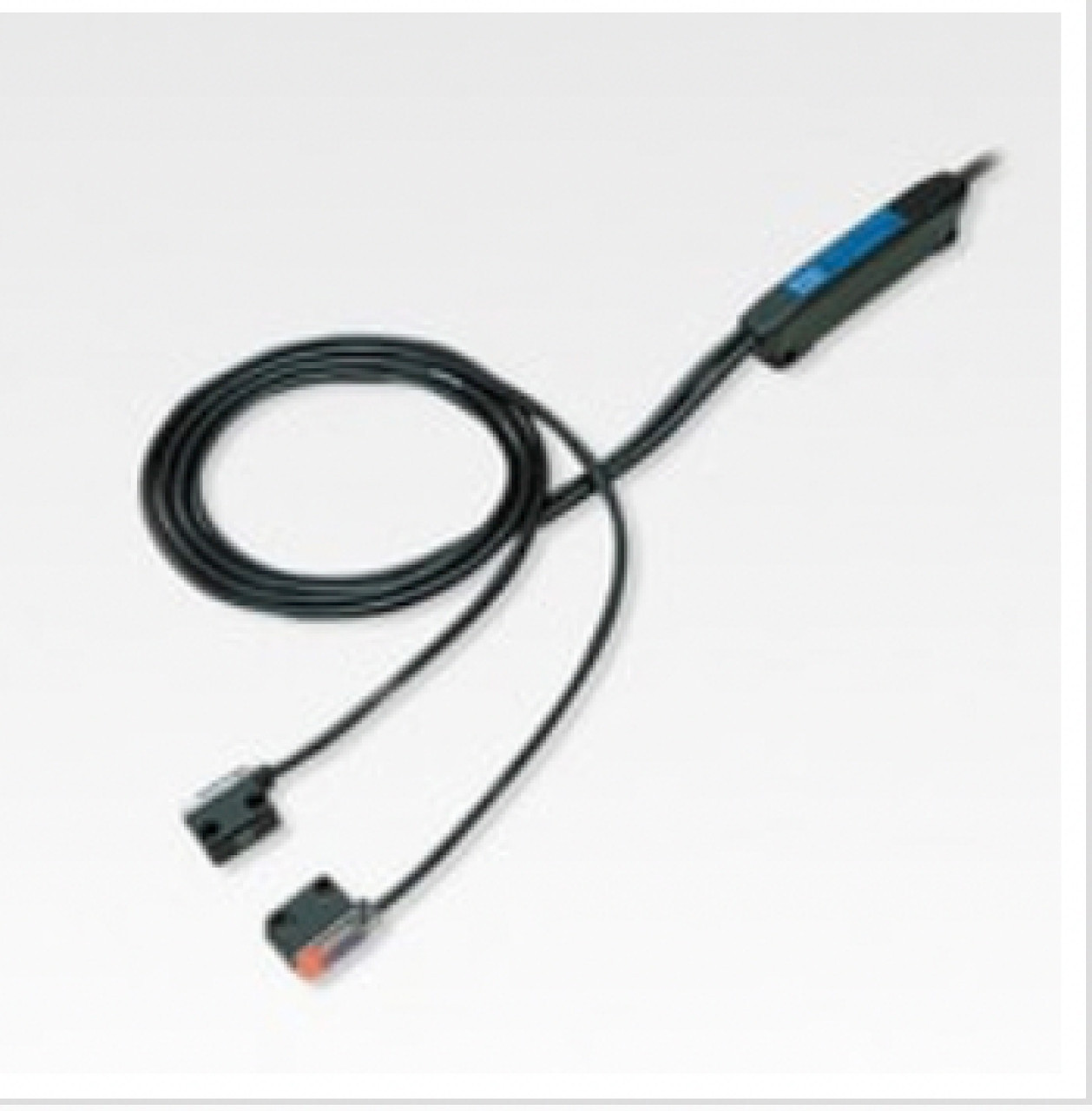 Keyence PQ-02 Amp-in-Photoelectric Sensors, Main Unit Medium-Distance Type, NEW