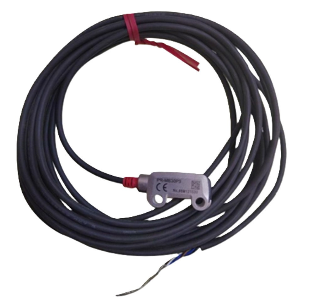 Keyence PR-MB15P3 Photoelectric Sensor, Mini-Slim Reflective, Cable Type, 15mm, NEW