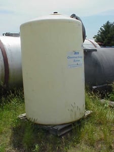 500 gallon Poly Processing Co., poly storage tank, dish top, flat bottom