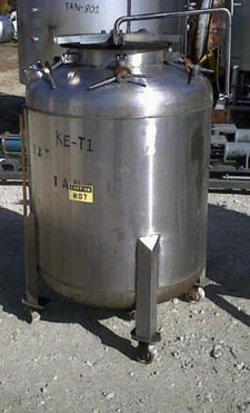 Image for 200 gallon Stainless Steel storage tank, has top mounted spray ball, 1.5" center bottom outlet with sanitary fitting