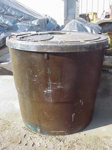 360 gallon 21st Century poly storage tank/tote, 2" side bottom outlet, tested at 15 psi, has thread-on lid/top