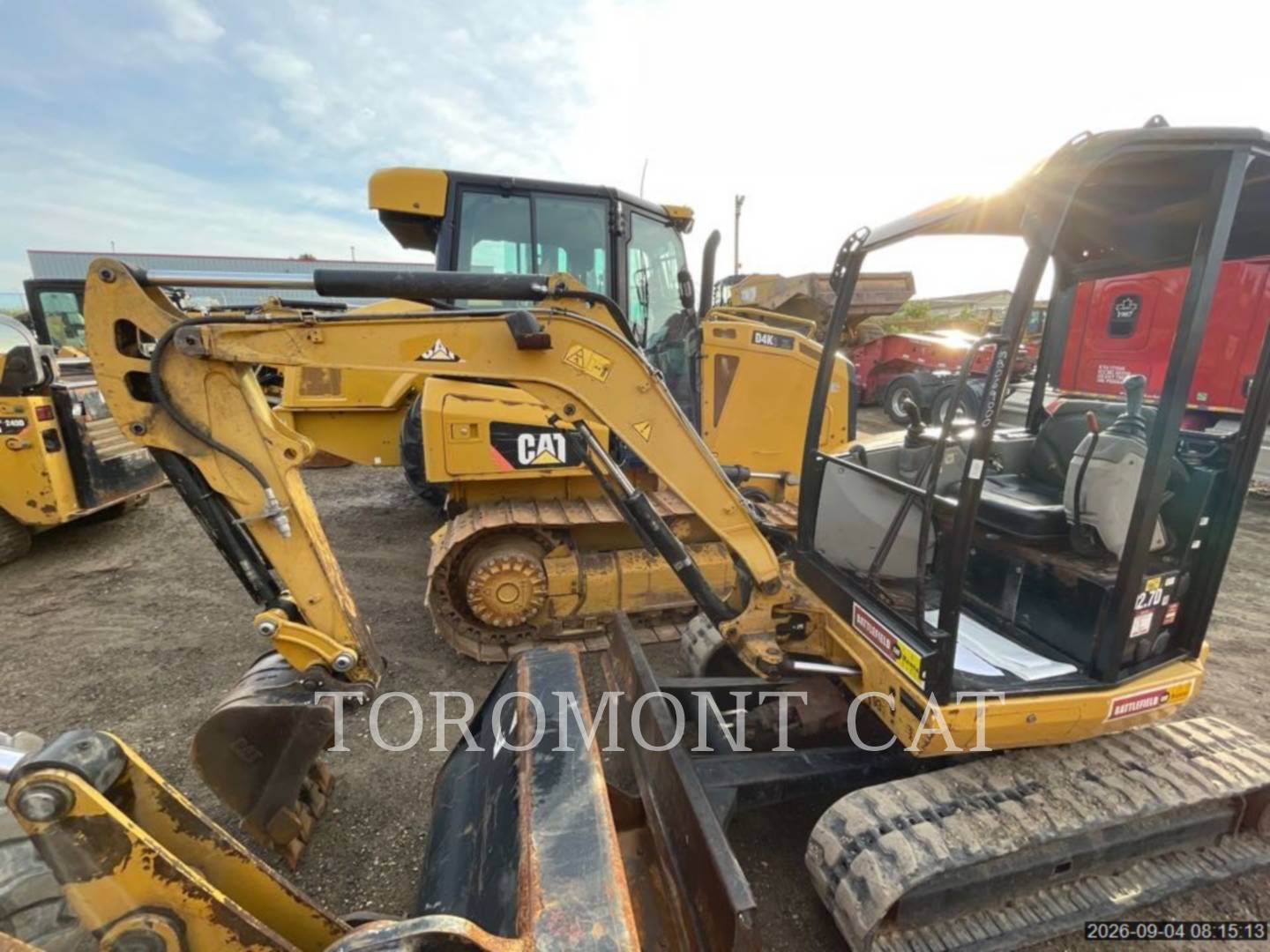 Cat 302.7DCR, Mini Excavator, 2668 hours, S/N: LJ700559, 2015