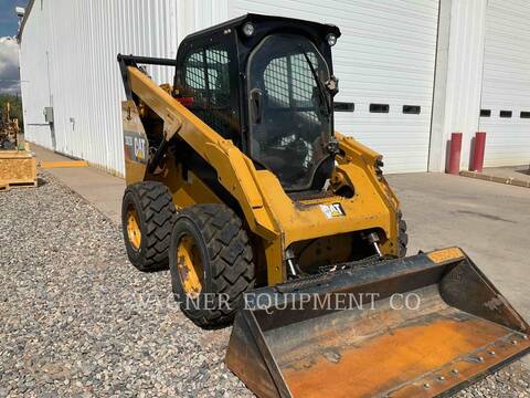Cat 262D, Skid Steer Loader, 2970 hours, S/N: DTB02410, 2015