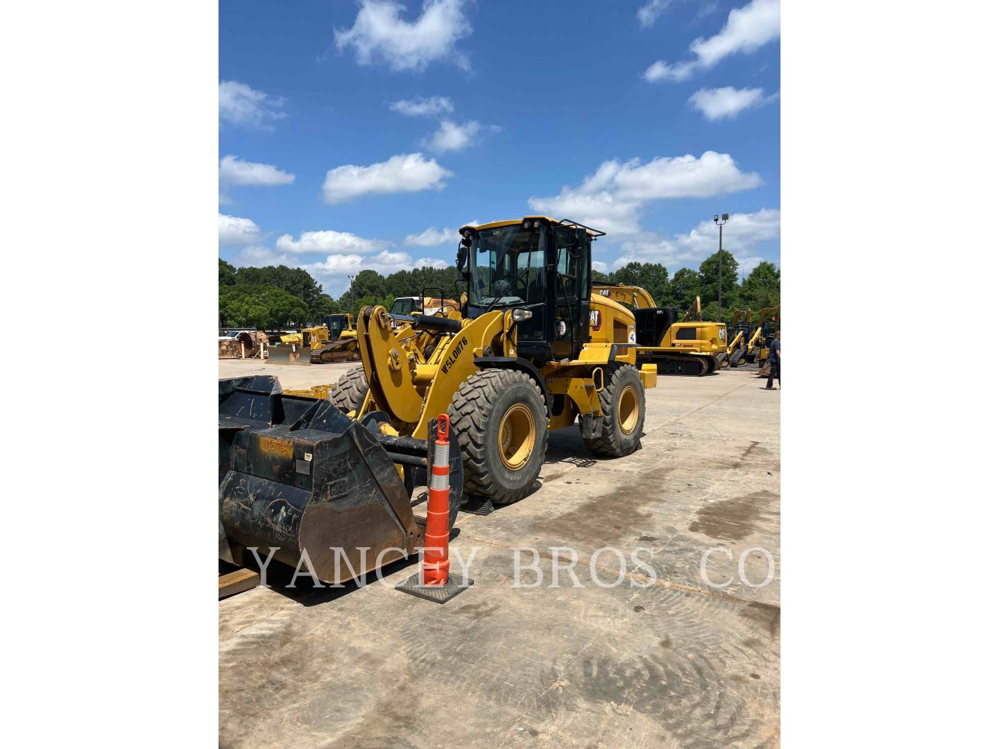 Cat 926M, Wheel Loader, 2099 hours, S/N: W5L01176, 2021