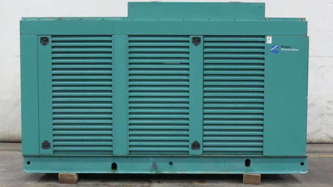 500 KW Cummins #DFED, diesel generator set, 277/480 Volts, 755 HP @ 1800 RPM, KTA19-G4 engine, weatherproof