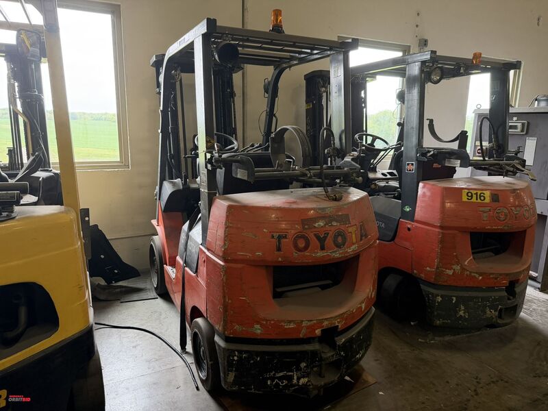 4,300 lb. Toyota #7FGCU25, LP Gas Cushion-Tire Forklift, 189" max. lift height, 24" load center, FSV mast