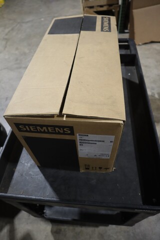 Siemens #6RA8082-6FV62-0AA0, Sinamics Dcm DC Drive, NEW