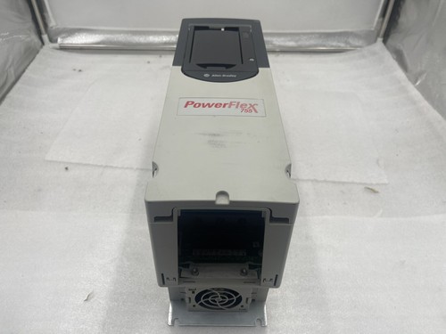NEW ALLEN BRADLEY PowerFlex 755 20G11ND2P1AA0NNNNN 1 HP VFD DRIVE STOCK 3697