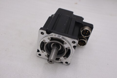 Allen-Bradley Bradley MPL-B310P-MJ22AA Servo Motor 5000 Rpm 460 Volts STOCK 529-B