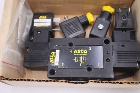 Asco 55100105 / 55100105ac110v/50/60hz new in box stock g-126b
