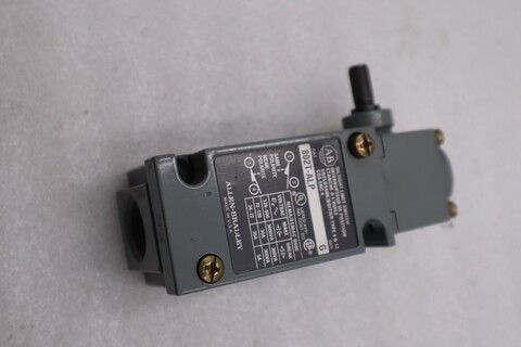 New open box ab allen bradley 802t-alp limit switch ser.j 802talp stk k2112cc