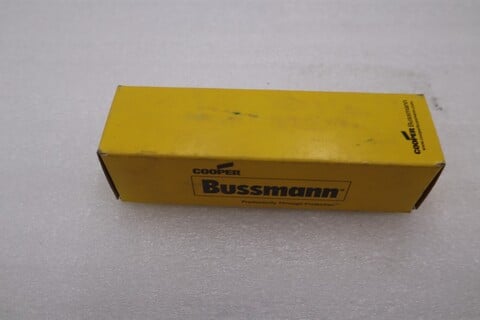 LOT OF 3 --NEW LPJ-200SP 1PC Class J Fuse 600V 200A STOCK K325A
