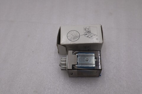 Allen bradley 700-ha33z24-3 series d relay stock h330, lot of 3