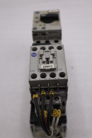 Allen bradley 140m-d8n-b40 circuit breaker with 100-c12*01 contactor stock 4826a