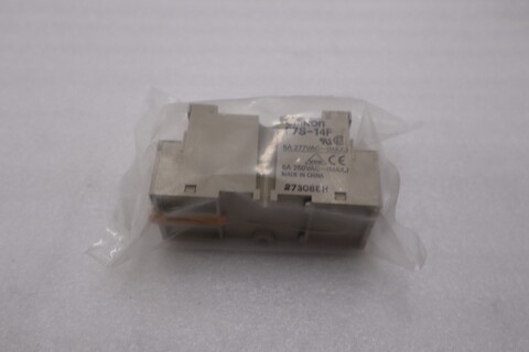 NEW Omron P7S-14F-END 14-Pole Relay Socket 10A STOCK H1579A