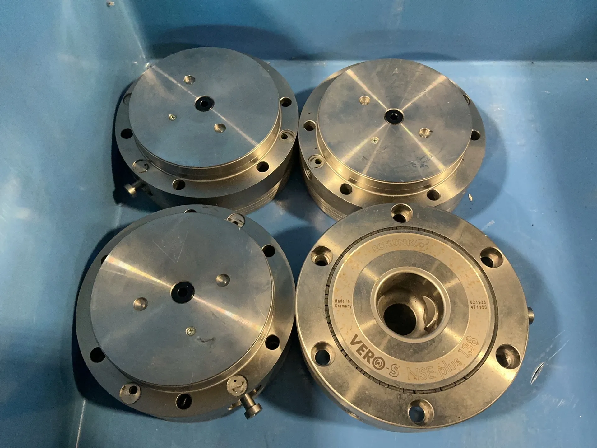 Schunk #VERO-S-NSE-PLUS-138, pneumatic quick change clamping module, 5.5" diameter