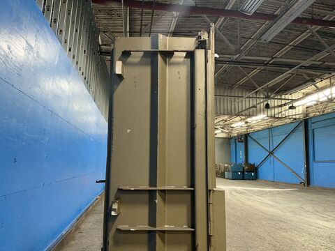 28" x 62" Piqua Waste Equip. #H.D.-2200, baler