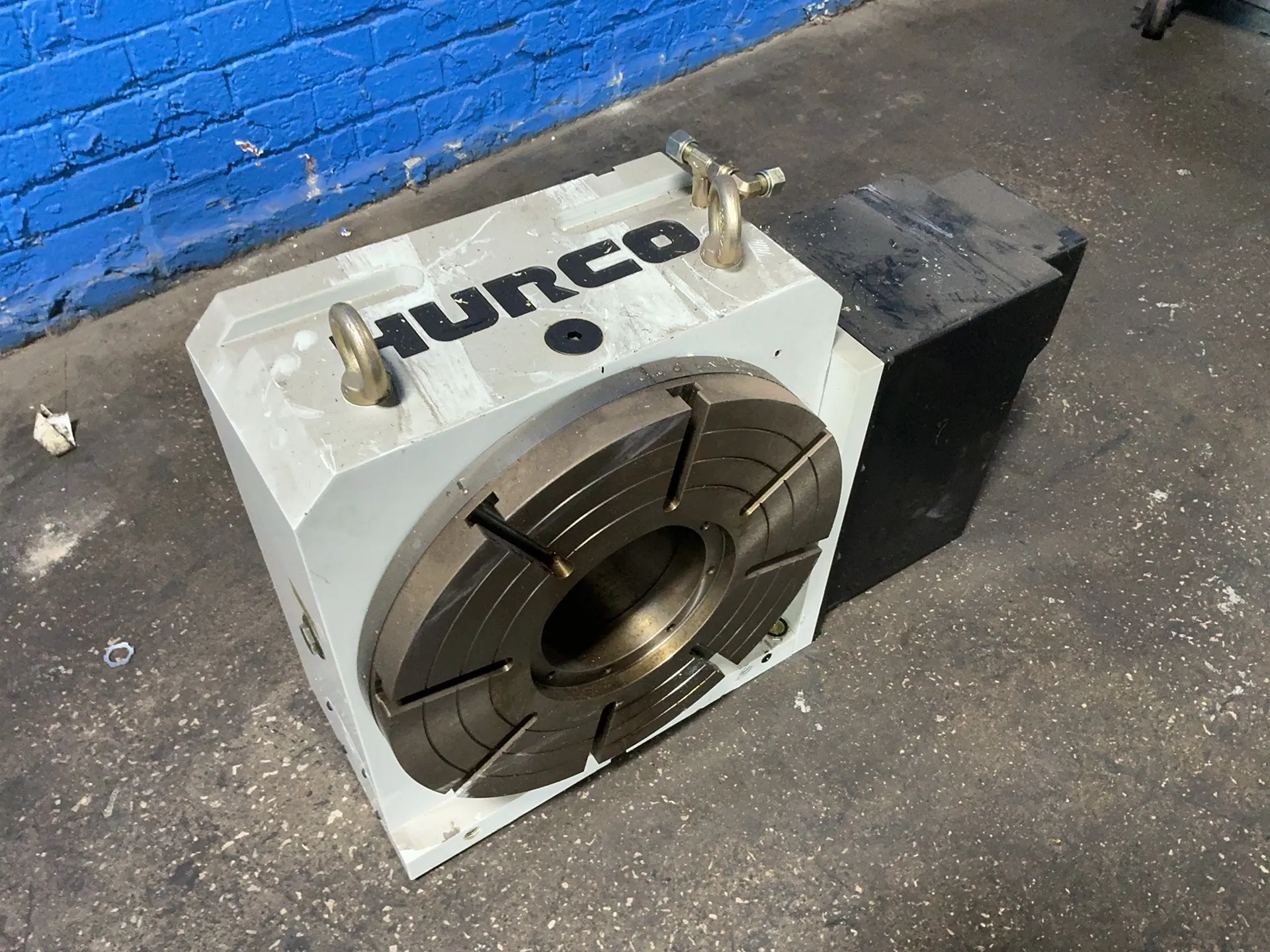 Hurco #H-400, rotary table