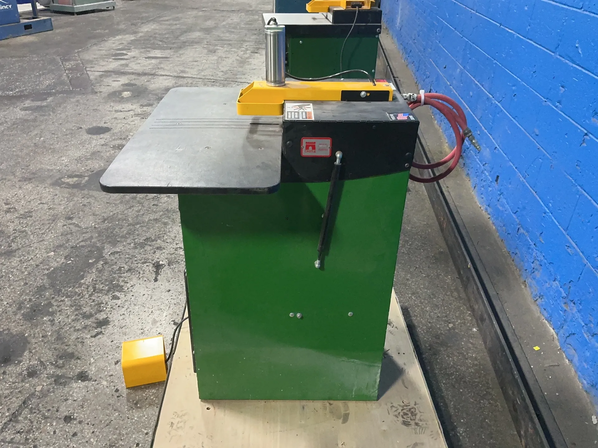 Castle #TSM-22, pocket boring machine, 15" x 31" surface, foot pedal