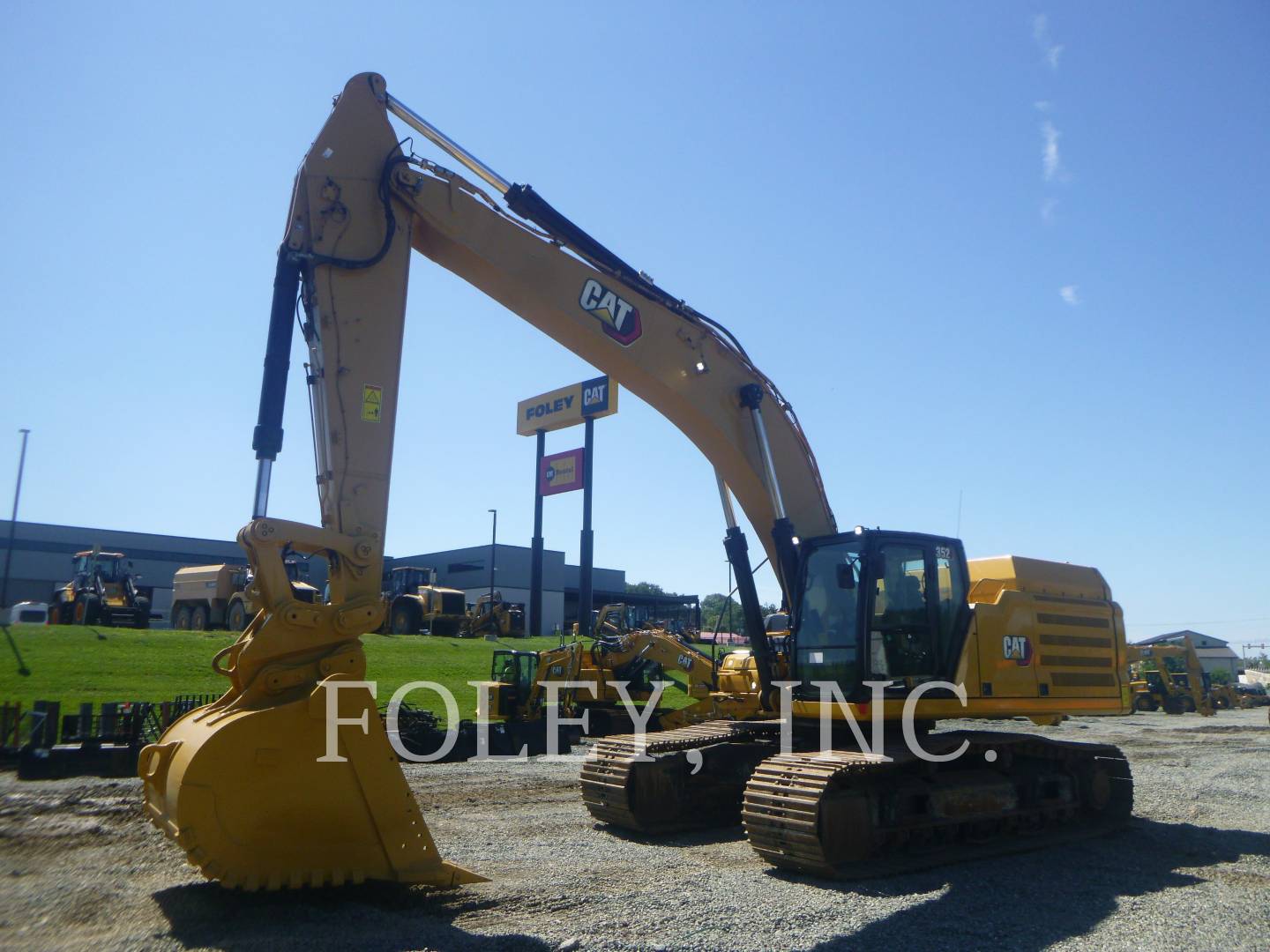 Caterpillar 352-08FG, 5333 hours, S/N: KXH00224, 2022