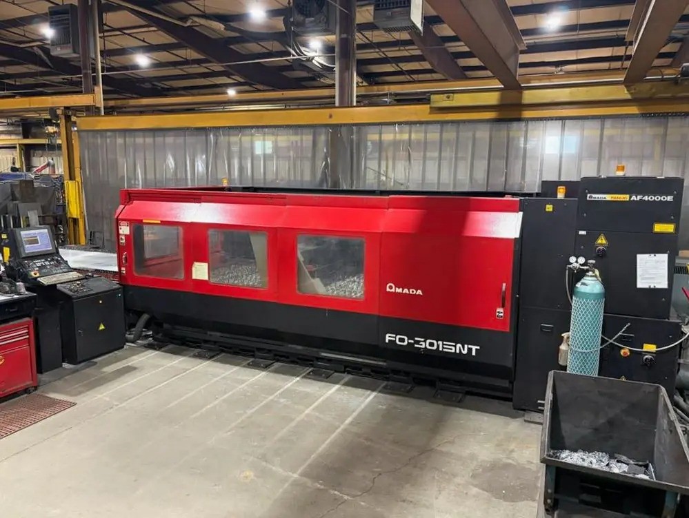 Amada #FO3015NT, 4000 watt, Flying Optic, 120" x 60" sheet size, shuttle table, 2006