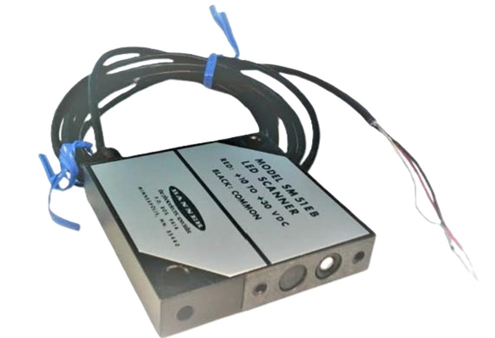 Banner SM51EB 18585 SM512 Series Sensor Emitter, Range 8 m, NEW