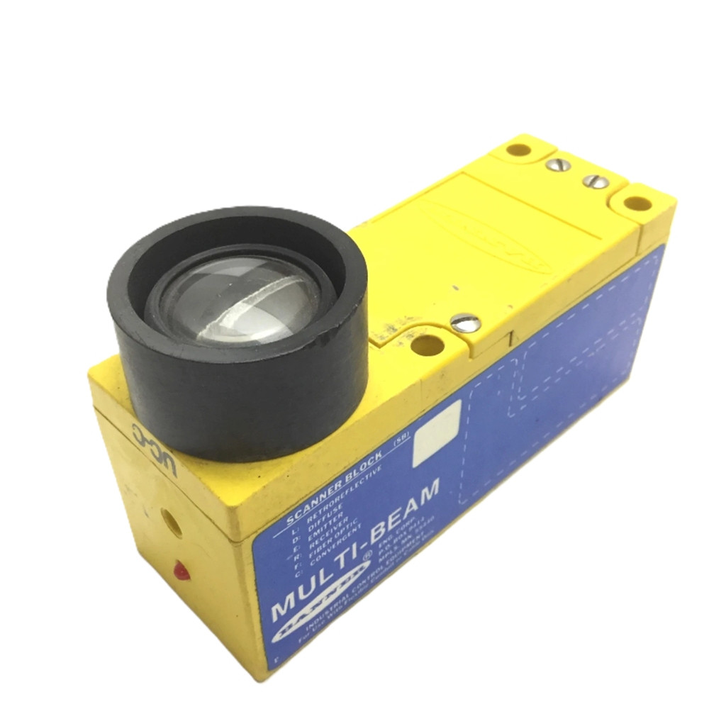 Banner SBCV1 17624 MULTI-BEAM 3/4-Wire Scanner Block, Convergent, NEW