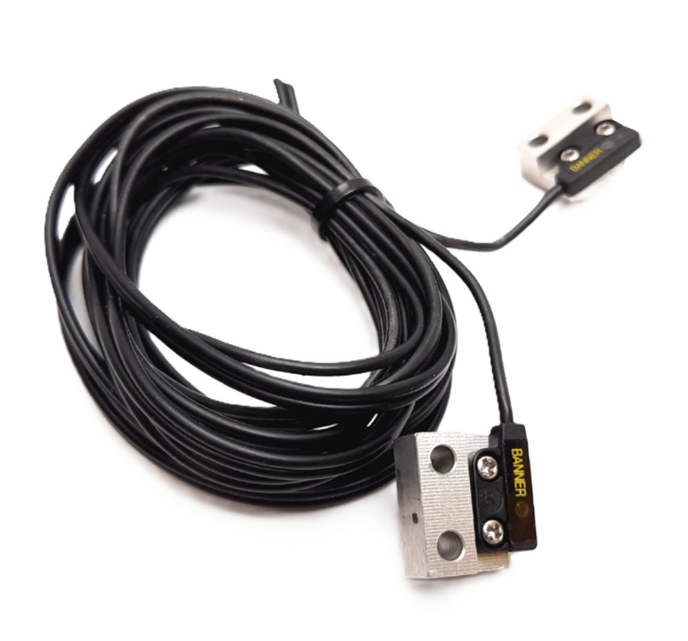 Banner SP3ER1 50405 Opposed-Mode Remote Sensor, Range: 300mm, NEW