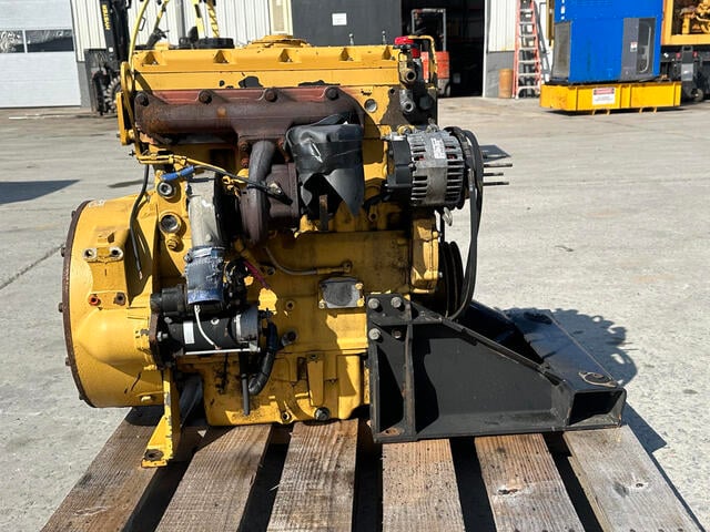 130 HP Caterpillar #C4.4, industrial diesel engine, EPA Tier 3 pre-emission, sound attenuated enclosure 3