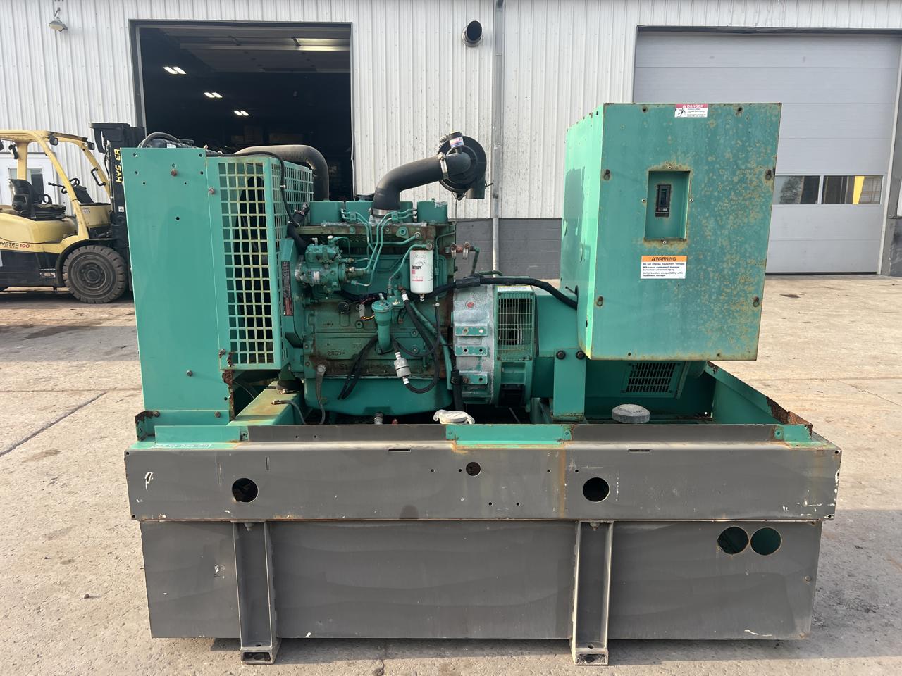 40 KW Cummins Onan #DGBC-4475996, diesel generator set, 120/240 Volts, 1/3-phase, 4B3.9-G2 engine, 62 HP @