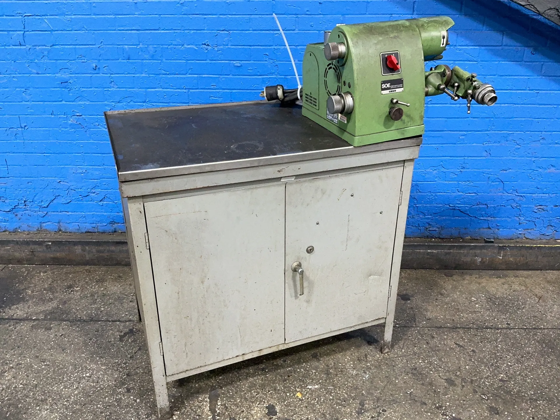 Feinmechanik Michael Deckel #SOE, single-lip tool and cutter grinder cabinet assembly, 0.66 KW, 3400 RPM