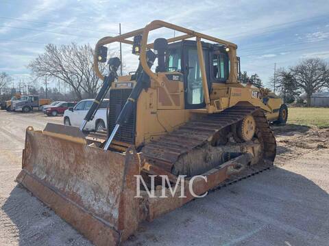 Caterpillar D6T, 8790 hours, S/N: ZJB00427, 2012