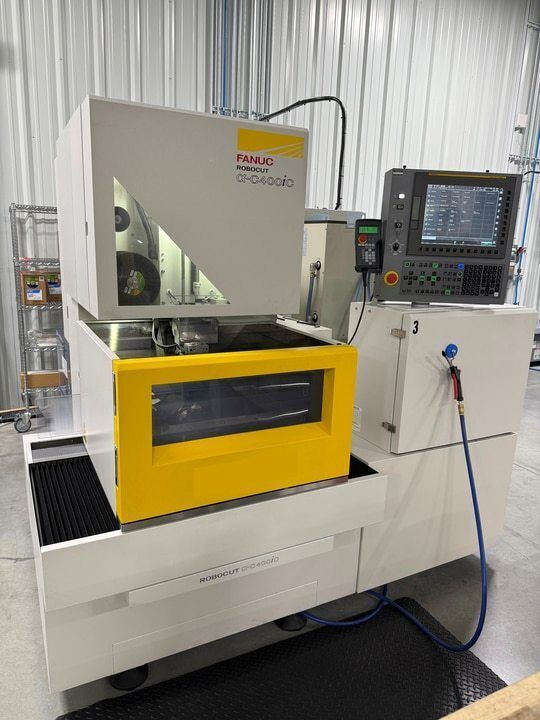 Fanuc #Robocut-Alpha-C400iC, wire Electrical Discharge Machine, 15.8" X, 11.8" Y, 20.1" Z, U/V-Axes, 1,100