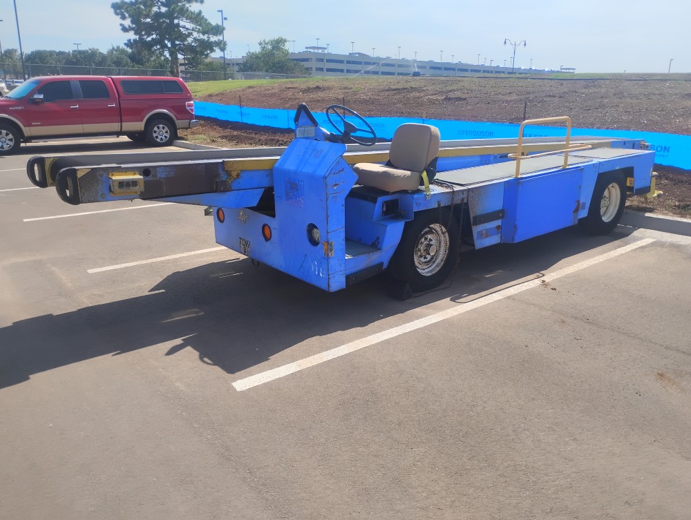 Belt Loader, Tug (EZGO) #660E