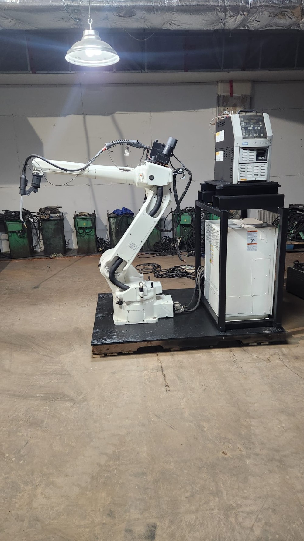 OTC Daihen, AXC-V6L, manipulator arm, DP500 robotic welding system, refurbished, 2010