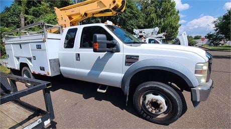 Ford #F550, bucket truck, 42' Versalift, 45' working height, 350 lb. bucket capacity, 6.7L Powerstroke