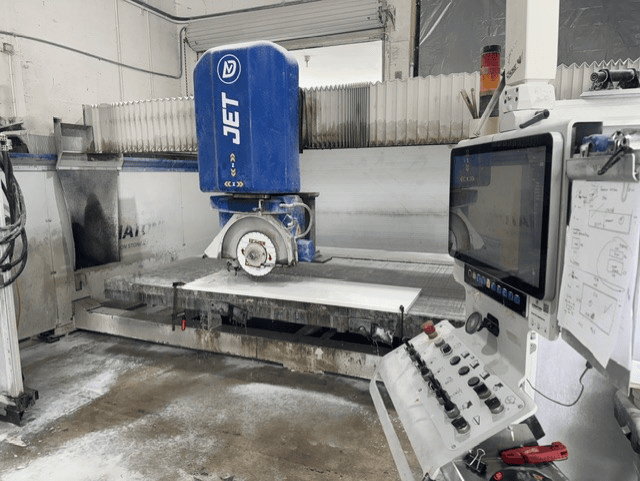 Donatoni #JET-625, Stone CNC Bridge Saw, 12.5'x8', 5500 RPM, 149.6" X, 43.3" Y, 17.7" Z, 17.4 HP, 2019