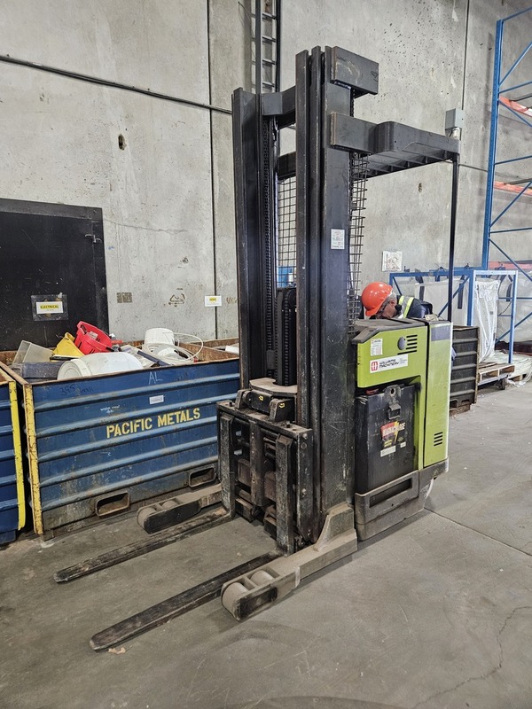 4,500 lb. Clark #NPR22, Electric Forklift, 210" lift height, 95" lowered mast, 3-stage, cushion tire, side