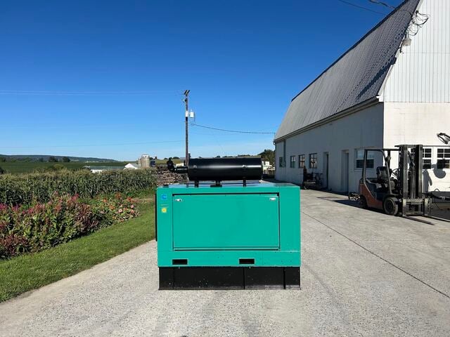 30 KW Cummins Onan #30DGAD, diesel generator, 120/240 Volts, 277/480 Volts, sub-base tank, 952 hours